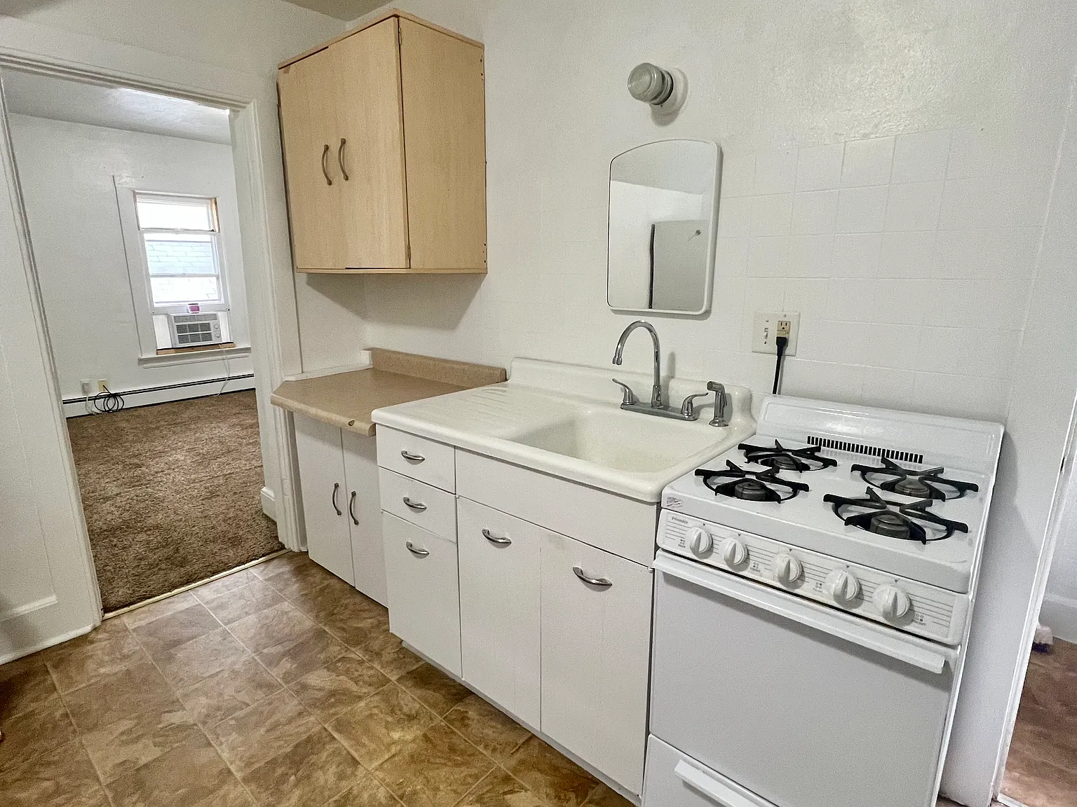 405 Smith St — Photo 1