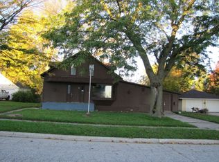 523 W School St, Laurens, IA 50554