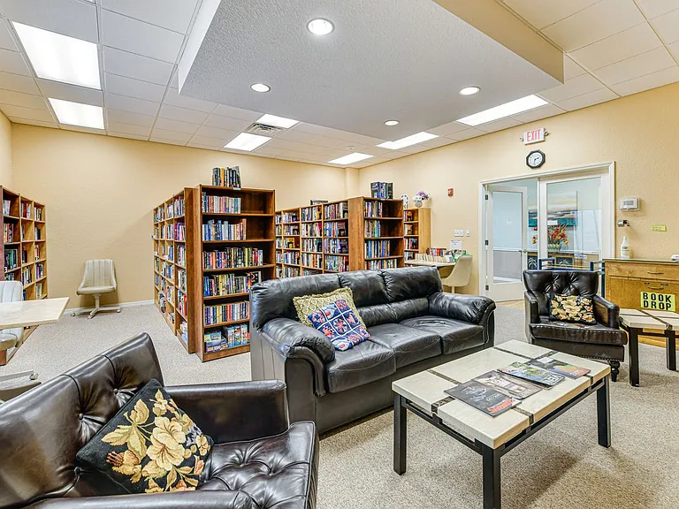 Building's Lounge