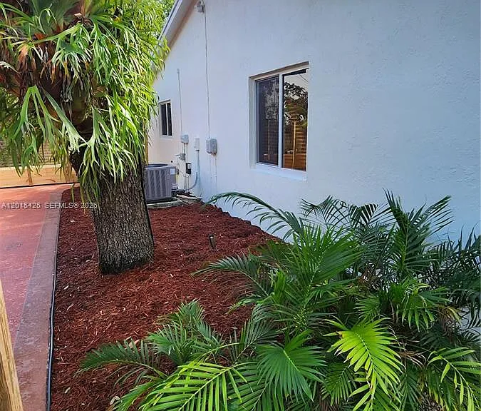 16575 Old Cutler Rd #16575 — Photo 3