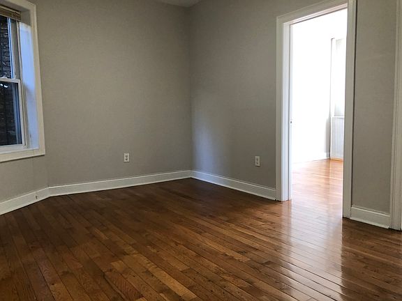 5th image of 863 Pavonia Ave #1E