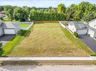 25233 W Town Center Cir, Channahon, IL 60410