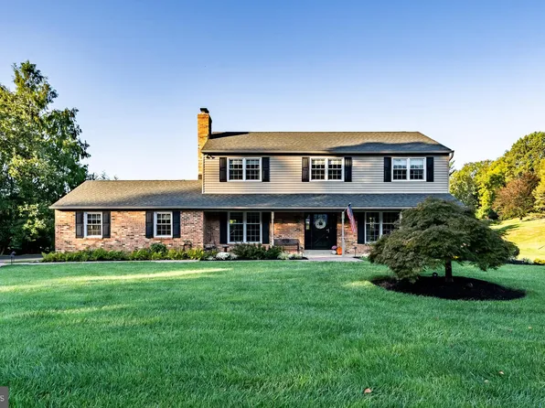 1090 Edgewood Chas, Glen Mills, PA 19342