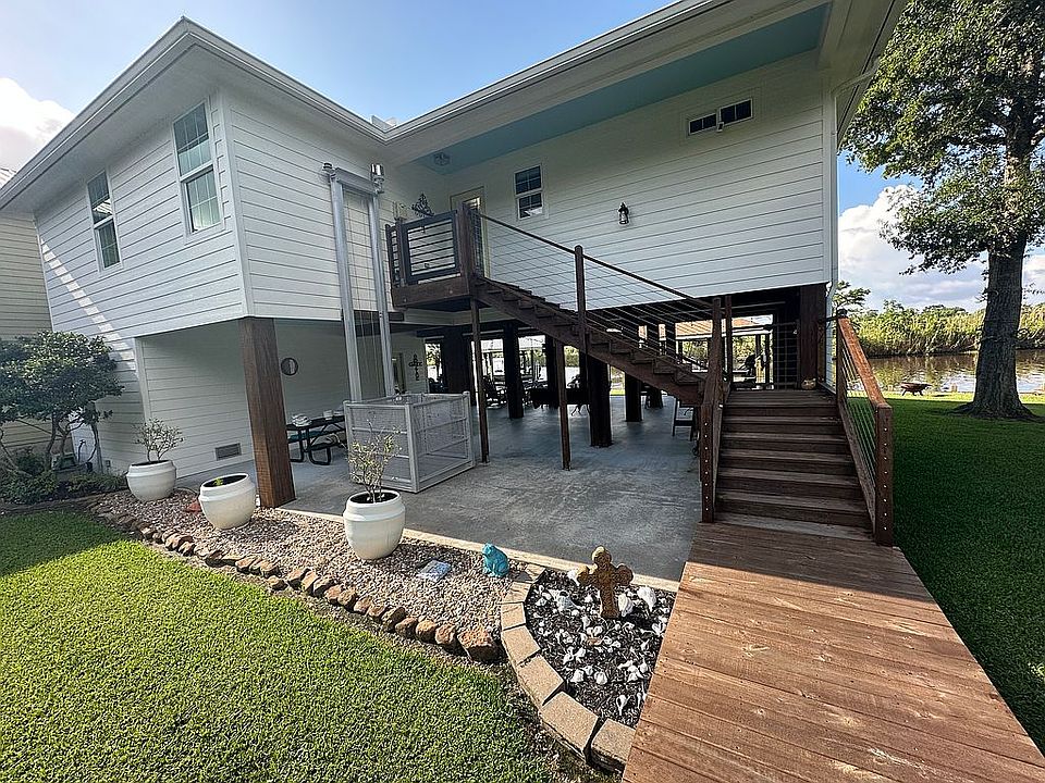 1st image of 5692 Myrtle St