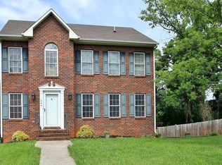 1344 Cedar Hl, Roanoke, VA 24019