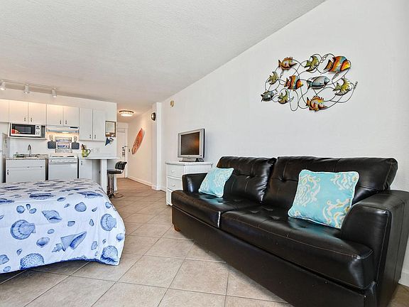 3rd image of 701 S Atlantic Ave #517