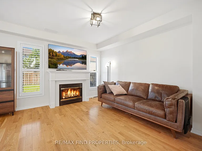 75 Harris Blvd — Photo 17