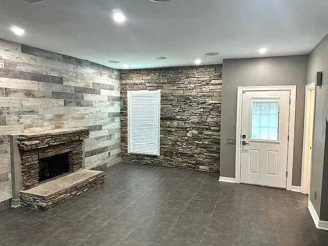 2 bed, 2.5 bath, 1432 sqft, $1,800 — Photo 4