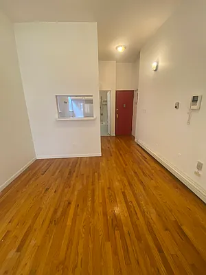 Rented by J Misrahi Realty Corp | media 22