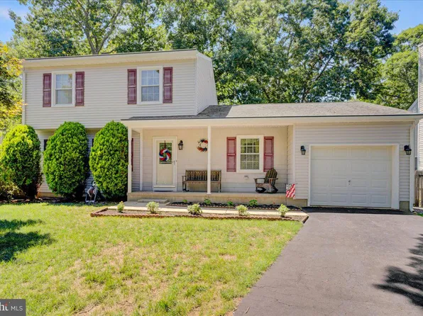 46 Mermaid Dr, Manahawkin, NJ 08050