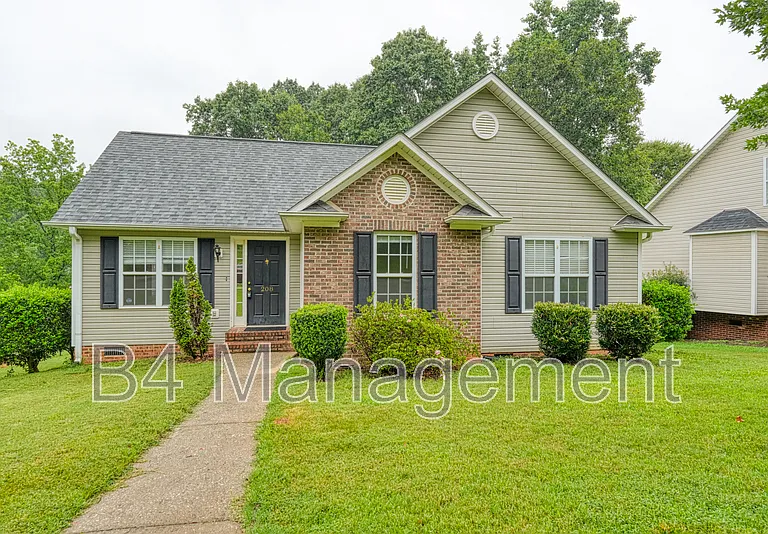 208 Cotton Creek Dr — Photo 2