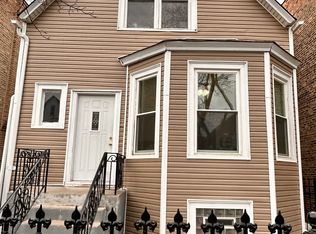 2429 N Springfield Ave #1, Chicago, IL 60647