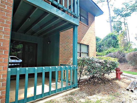 2nd image of 500 Grant St APT D115