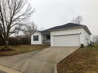 913 S Timber Ridge Dr, Nixa, MO 65714