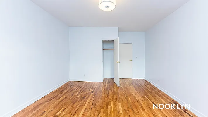 Rented by Nooklyn NYC LLC | media 42