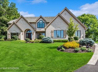 27072 W Driftwood Ct, Lake Barrington, IL 60010