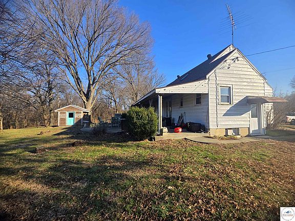 3rd image of 12139 W 18th Hwy