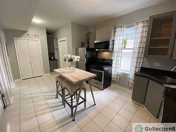 3rd image of 3609 W Ohio St APT 1