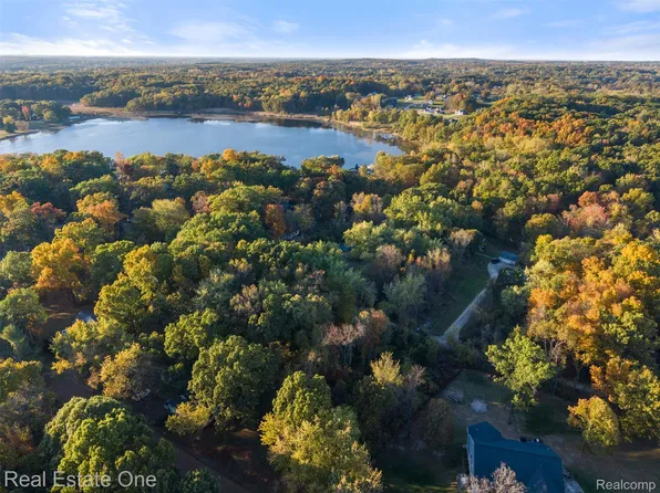 Chevrolet Ave, Ortonville, MI 48462