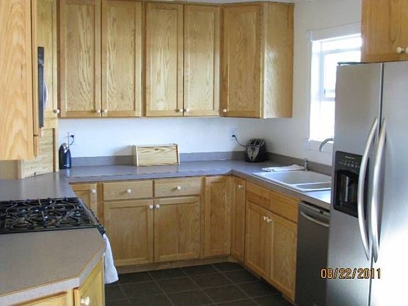 5th image of 3825 Kim Dr