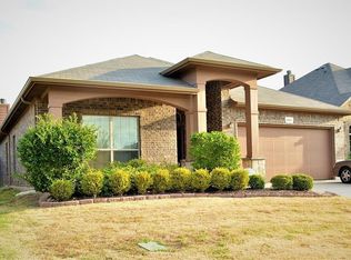 521 Branding Iron Trl, Fort Worth, TX 76131