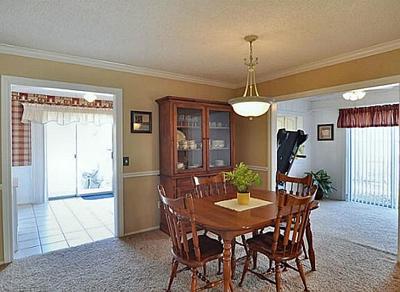 5th image of 2509 Landershire Ln