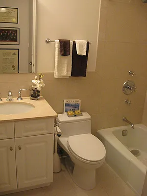 Rented by Newell and Assoc. | media 18