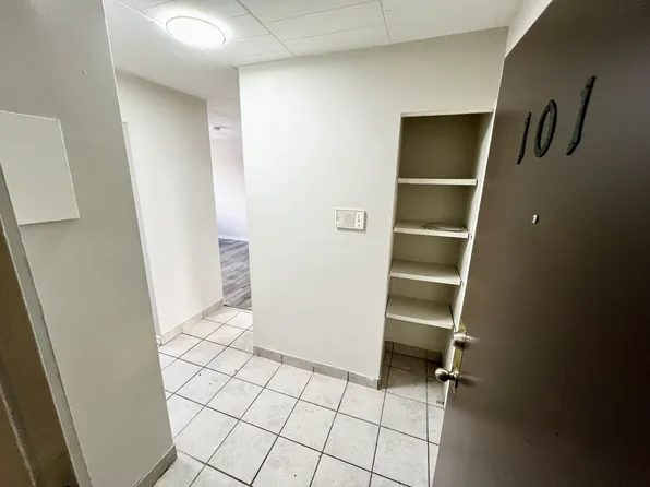 591 Wellington Ave #101, Windsor, ON N9A 5J3