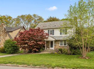 58 Stratford Rd, Scarsdale, NY 10583