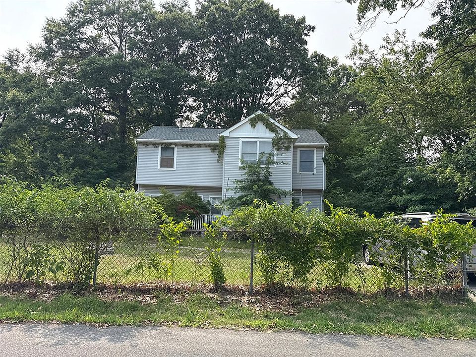 1st image of 115 Liberty Pl