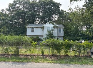 115 Liberty Pl, Hazlet Township, NJ 07734