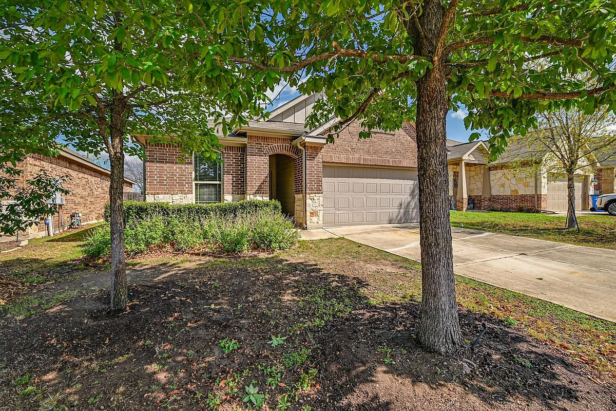 Building Photo - 265 Shale Cir
