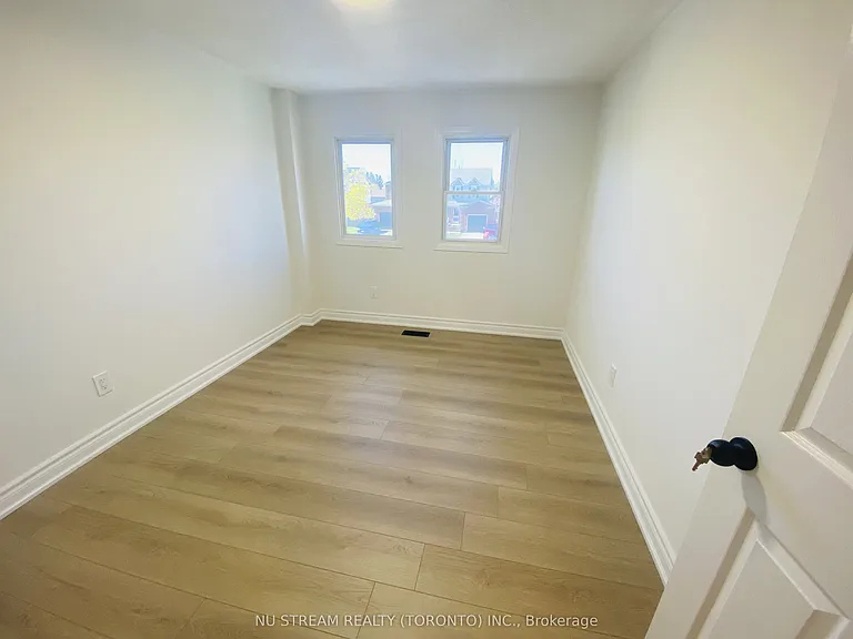 25 Quance St — Photo 22