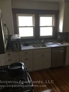 107 Pennsylvania Ave, Somerville, MA, 02145