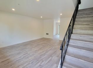 1019 Golf Course Dr, Rohnert Park, CA 94928