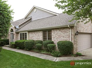 20 Lahinch Dr, Lemont, IL 60439