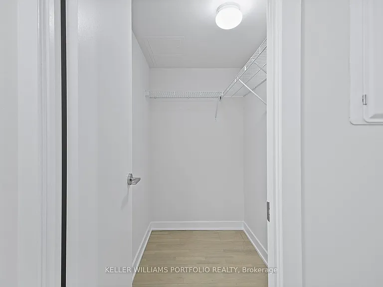 21 Nelson St #605 — Photo 6