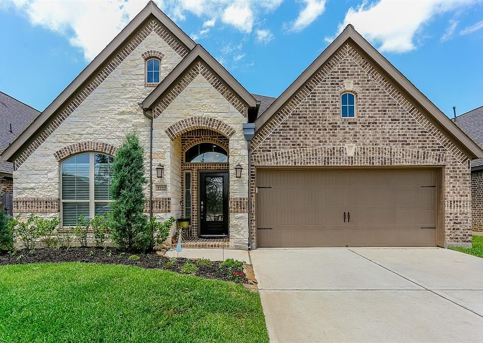 1st image of 2222 Angel Trumpet Dr