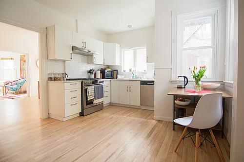 24 Leonard Ave #A Photo 1 24 Leonard Ave #A Photo 1