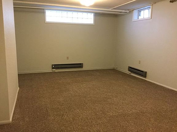 4th image of 46 1/2 Lewis Ave