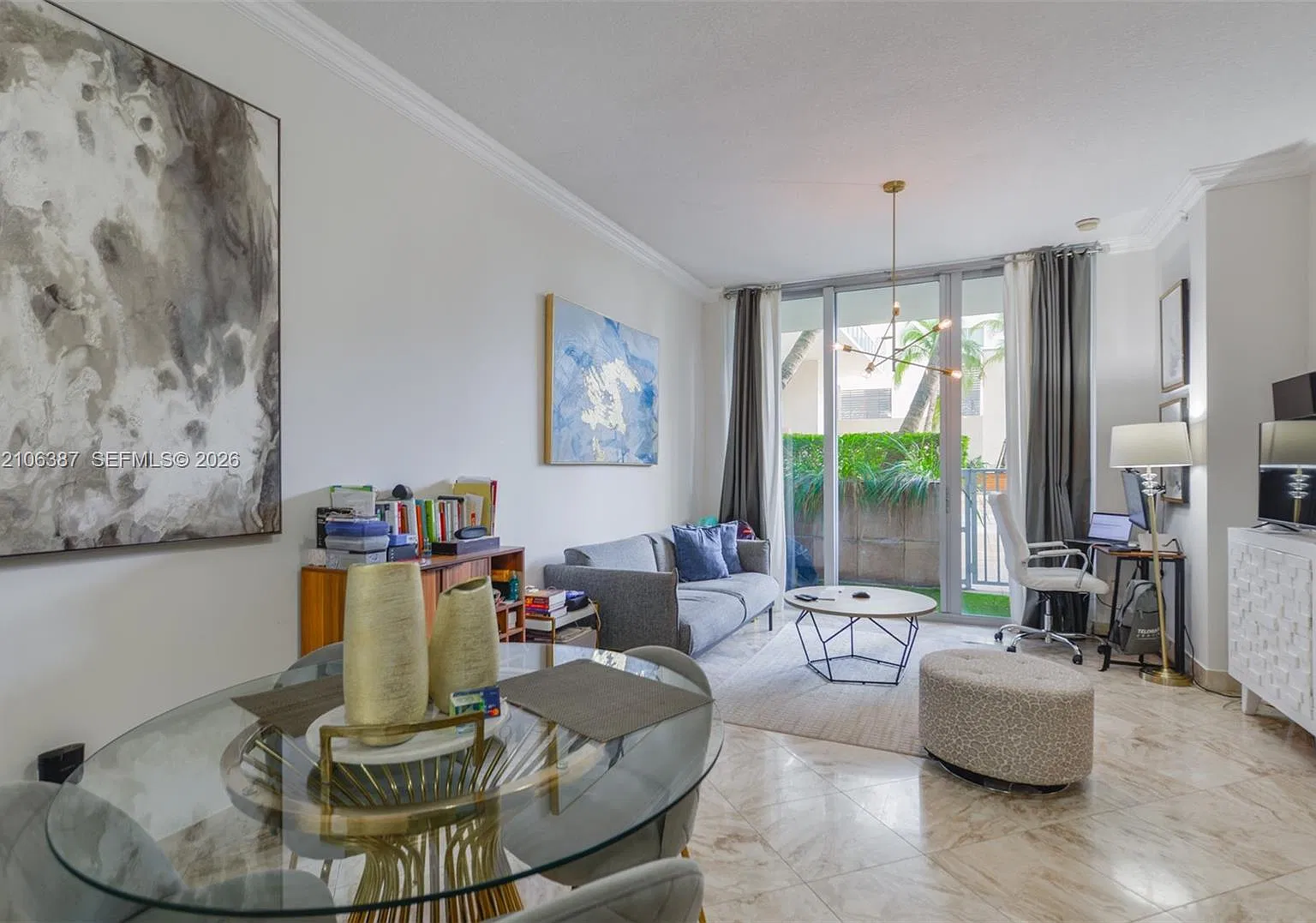 Two Midtown Miami Condo — Photo 2