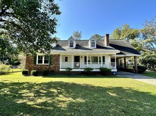 208 Cooper St, Kingstree, SC 29556