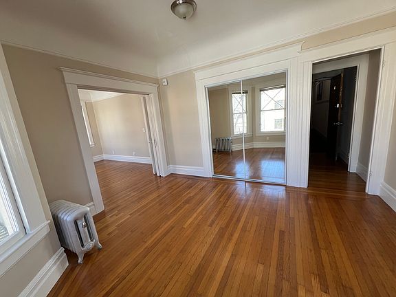 5th image of 1225 Pine St APT 14