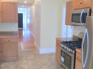 230 Upland Rd #2, Cambridge, MA 02140