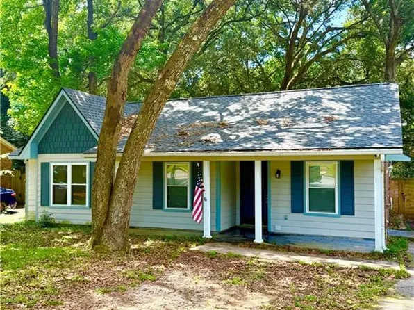 5637 Green Tree Rd, Mobile, AL 36609
