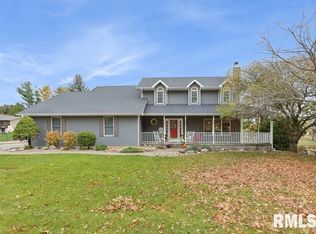 501 N 10th St, Clinton, IA 52732