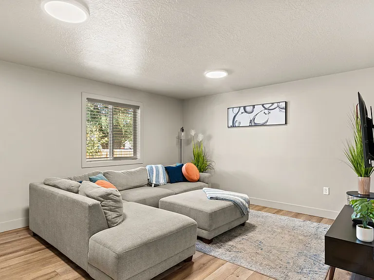 1430 S 4th Ave #3 — Photo 7