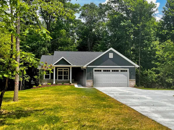 532 Floral Valley W, Howard, OH 43028