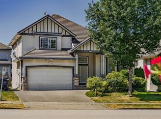 7833 147a St, Surrey, BC V3S2T8