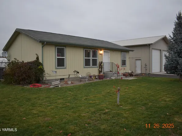 2608 S 72nd Ave, Yakima, WA 98903